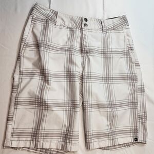 Quiksilver Amphibians White and Gray Shorts Size 32